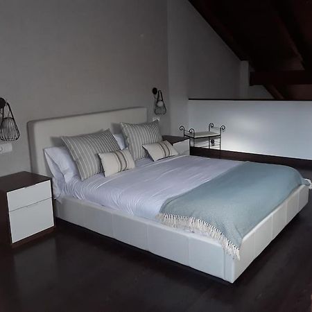 Duplex De Montana En Campo De Golf Apartment Sojuela Luaran gambar